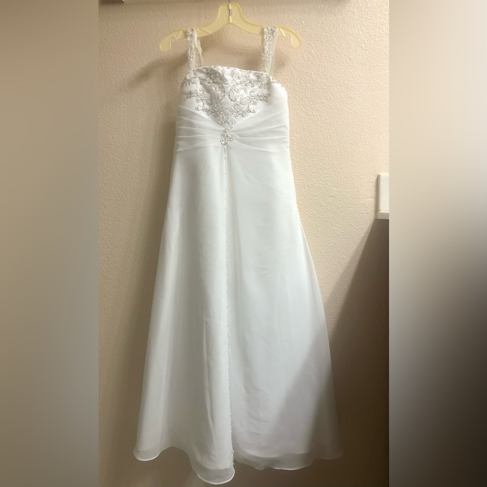David’s bridal girl dress